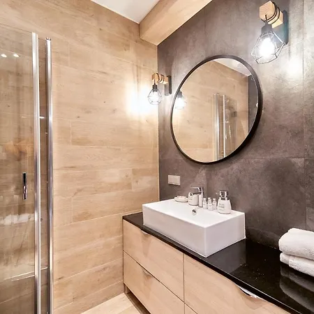 Laguna Podroznika 22 Parkowe Daire *