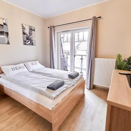 Laguna Podroznika 22 Parkowe Daire *