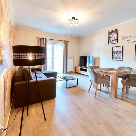 Laguna Podroznika 22 Parkowe